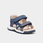 Sandales à scratchs bleu marine bébé garçon dans le catalogue La Halle