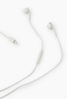 Ecouteurs Lightning - 70% Plastique recyclé - Monoprix Margaret à Paris Ecouteurs Lightning - 70% Plastique recyclé en promo chez Monoprix Margaret Paris à 11,99 €