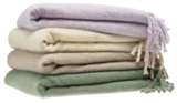 Wohndecke im Angebot bei Opti-Wohnwelt in Waiblingen Wohndecke Angebote von SCHÖNER WOHNEN KOLLEKTION bei Opti-Wohnwelt Waiblingen für 69,99 €