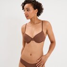 Soutien-gorge corbeille microfibre marron femme à 10,99 € dans le catalogue La Halle