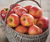 Promo Pomme à 2,19 € dans le catalogue Intermarché Super à Château-Gontier