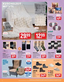 Schuhe im famila Nordost Prospekt "besser als gut!" mit 24 Seiten (Lübeck)