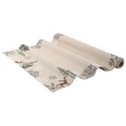 Tischdeko im Ernstings family Prospekt Tischläufer im weihnachtlichen Design im aktuellen Ernstings family Prospekt für 8,99 €