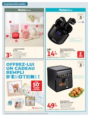 Promos Casque Audio dans le catalogue "OFFRES DU MOMENT" de Auchan Supermarché Casque Audio en promo dans le catalogue Auchan Supermarché à la page 32