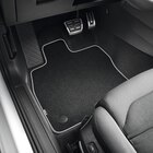 Textilfußmatten-Set Premium, 4-teilig Angebot in Waldachtal Textilfußmatten-Set Premium, 4-teilig im aktuellen Prospekt bei Volkswagen in Waldachtal
