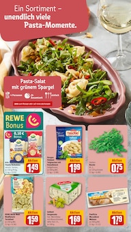 Brötchen im REWE Prospekt "Dein Markt" mit 30 Seiten (Moers)