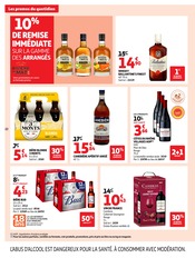 Promos Vin dans le catalogue "BIEN AU CHAUD" de Auchan Hypermarché Vin en promo dans le catalogue Auchan Hypermarché à la page 22