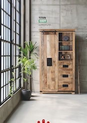 Armoire Angebote im Prospekt "AUTHENTIC ORIENT" von Crack Armoire Angebote im Prospekt "AUTHENTIC ORIENT" von Crack auf Seite 36