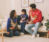 Pull de noël adulte en promo chez Super U Pull de noël adulte dans le catalogue Super U