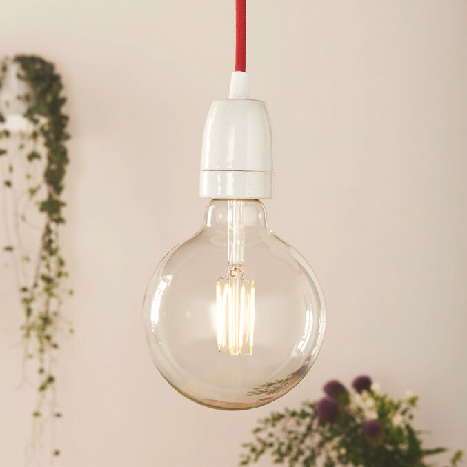 Brico Dépôt Bordeaux - AMPOULE FILAMENT LED GLOBE Promo AMPOULE FILAMENT LED GLOBE dans le catalogue Brico Dépôt Des prix bas qui méritent le détour ! à Bordeaux