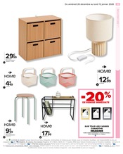 Tabouret Angebote im Prospekt "LE BLANC : STYLÉS LES PETITS PRIX !" von Carrefour auf Seite 35