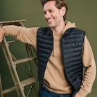 Doudoune légère déperlante sans manches noir homme en promo chez La Halle Angers à 25,99 €