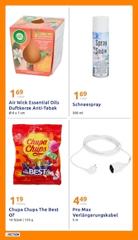 Weihnachtsdeko im Action Prospekt "Wochenangebote" mit 32 Seiten (Duisburg)