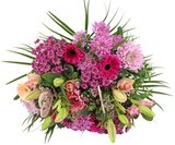 Aktuelles Blumenstrauß »Einfach Danke« Angebot bei REWE in Augsburg ab 20,00 €