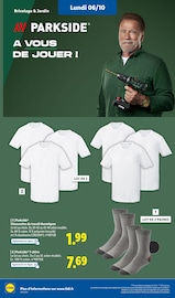 Chaussettes Angebote im Prospekt "Plus de 55 produits bio dans l'assiette, ça vaut le coup." von Lidl auf Seite 56