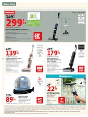 Promos Aspirateur Balai dans le catalogue "COLLECTION BLANC D'ÉTÉ" de Auchan Hypermarché Aspirateur Balai en promo dans le catalogue Auchan Hypermarché à la page 18