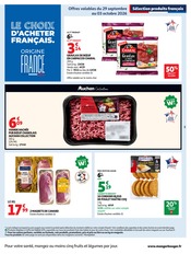 Promos Magret De Canard dans le catalogue "LES HALLES d'automne" de Auchan Hypermarché Magret De Canard en promo dans le catalogue Auchan Hypermarché à la page 5