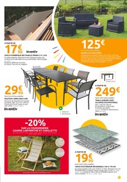Offre Tapis dans le catalogue Mr.Bricolage du moment à la page 11