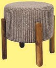 TABOURET VELOURS COTELE en promo chez Super U Tremblay-en-France à 12,59 €