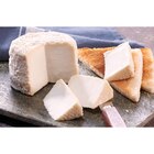 Fromage de chèvre Le Chevrot SEVRE ET BELLE en promo chez Carrefour Market Fromage de chèvre Le Chevrot SEVRE ET BELLE dans le catalogue Carrefour Market