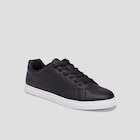 Baskets plates noir homme en promo chez La Halle Baskets plates noir homme dans le catalogue La Halle