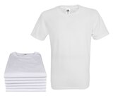 Herren T-Shirt³ im REWE Prospekt Herren T-Shirt³ von Fruit of the Loom im aktuellen REWE Prospekt für 15,99 €