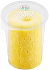 Ananas ganz geschält im REWE Prospekt Ananas ganz geschält von REWE to go im aktuellen REWE Prospekt für 2,79 €