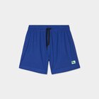Short de jogging taille élastiquée bleu electrique garçon en promo chez La Halle Short de jogging taille élastiquée bleu electrique garçon dans le catalogue La Halle