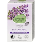 Seifenstück Pflanzenölseife mit Lavendel von alverde NATURKOSMETIK im aktuellen dm-drogerie markt Prospekt für 0,85 €