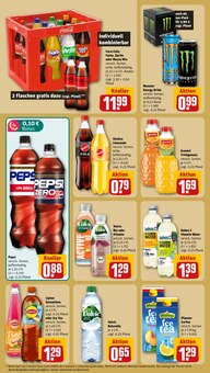 Volvic im REWE Prospekt "Dein Markt" mit 32 Seiten (Bocholt)