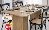 Table à 269,00 € dans le catalogue Maxi Bazar