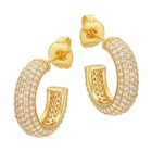 Créoles en plaqué or doré à l'or fin oxydes de zirconium en promo chez E.Leclerc Créoles en plaqué or doré à l'or fin oxydes de zirconium dans le catalogue E.Leclerc