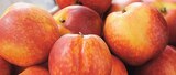 Intermarché Express Grenoble - Promo Nectarine Blanche et/ou Jaune Promo Nectarine Blanche et/ou Jaune à 2,59 € dans le catalogue Intermarché Express à Grenoble