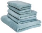 Badetuch im XXXLutz Möbelhäuser Prospekt Frottier-Set „Timeless uni" von Marc O'Polo im aktuellen XXXLutz Möbelhäuser Prospekt für 59,99 €