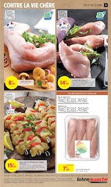 Poulet Angebote im Prospekt "TOUTES ET TOUS UNIS CONTRE LA VIE CHÈRE." von Intermarché Poulet Angebote im Prospekt "TOUTES ET TOUS UNIS CONTRE LA VIE CHÈRE." von Intermarché auf Seite 11