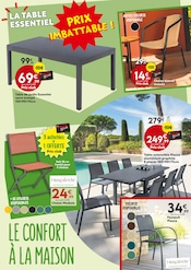 Table De Jardin Angebote im Prospekt "MINI-PRIX AU SOLEIL" von Maxi Bazar Table De Jardin Angebote im Prospekt "MINI-PRIX AU SOLEIL" von Maxi Bazar auf Seite 9