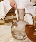 Carafe en promo chez Maisons du Monde Carafe dans le catalogue Maisons du Monde