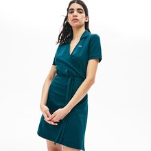 Lacoste Angers - Robe polo Lacoste LIVE cache-cœur en piqué stretch Promo Robe polo Lacoste LIVE cache-cœur en piqué stretch dans le catalogue Lacoste "Toutes les silhouettes" à Angers