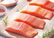 Pavé de saumon atlantique avec peau filière qualité - Carrefour Market à Angers Pavé de saumon atlantique avec peau filière qualité en promo chez Carrefour Market Angers à 2,90 €