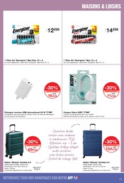 Valise en promo dans le catalogue Monoprix à la page 71
