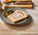 Promo Pâté en croûte au blanc de poulet citron et moutarde à 1,53 € dans le catalogue U Express à Pont-Saint-Esprit