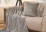 Kuschel-Set im Angebot bei Penny in Offenburg Kuschel-Set Angebote von Home Ideas bei Penny Offenburg für 5,99 €