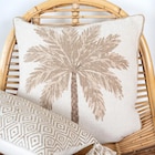Coussin palmier 45x45cm coton - B&M à Bourges Coussin palmier 45x45cm coton en promo chez B&M Bourges à 8,99 €