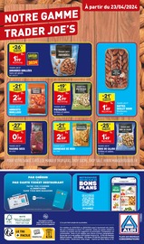 Promos Raisins Secs dans le catalogue "LE BON GOÛT DU 100% LOCAL" de Aldi à la page 30