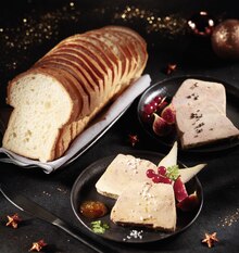 Casino Supermarchés Flaine - PAIN DE MIE TRANCHÉ Promo PAIN DE MIE TRANCHÉ dans le catalogue Casino Supermarchés "Magic menus" à Flaine