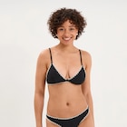 La Halle Puilboreau - Promo Haut de maillot de bain triangle noir femme Promo Haut de maillot de bain triangle noir femme à 17,99 € dans le catalogue La Halle à Puilboreau