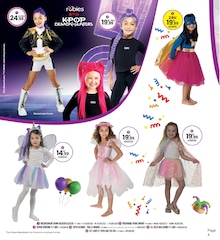 Offre Vêtements dans le catalogue JouéClub du moment à la page 4