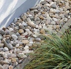 Rheinkies bunt bei Globus-Baumarkt im Prospekt "" für 3,69 €