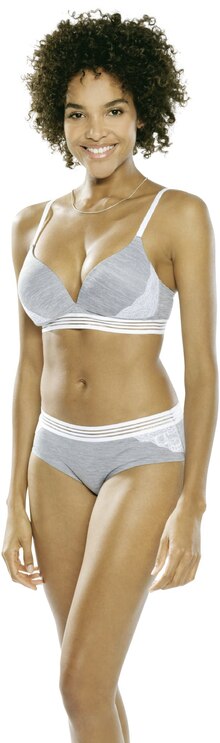 Soutien-gorge sans armature padde et shorty cocooning - Géant Casino à Aix-en-Provence Soutien-gorge sans armature padde et shorty cocooning en promo chez Géant Casino Aix-en-Provence à 12,00 €