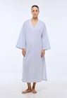 Chemise de nuit rayée en coton en promo chez Monoprix Margaret Chemise de nuit rayée en coton dans le catalogue Monoprix Margaret
